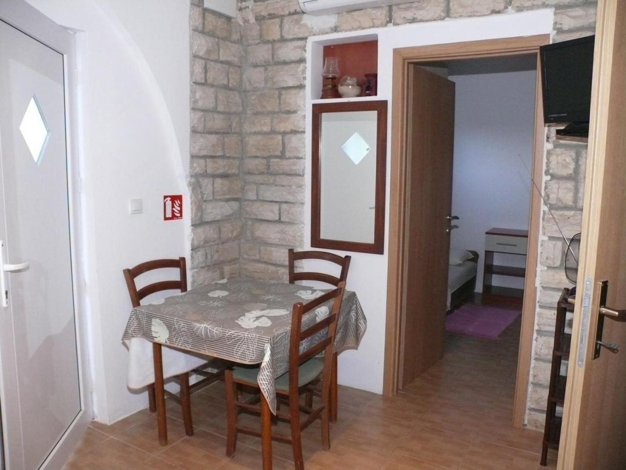 Apartments Panonija Novalja Rom bilde