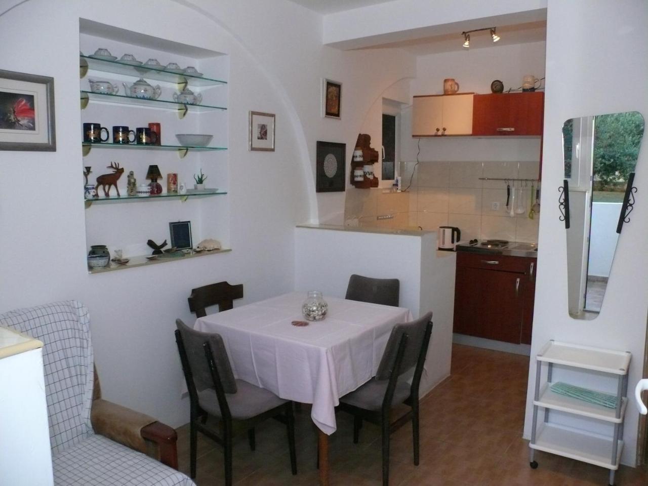 Apartments Panonija Novalja Eksteriør bilde